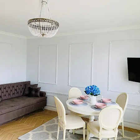 Karlikowska Lux 2 Apartment *